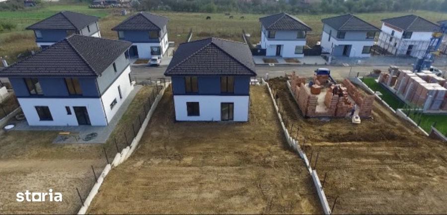 Casă cu 5 camere cu Teren 515 Mp în Baciu