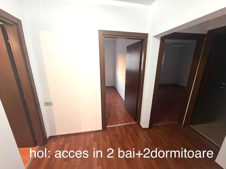Apartament cu 3 camere decomandat în Nerva Traian