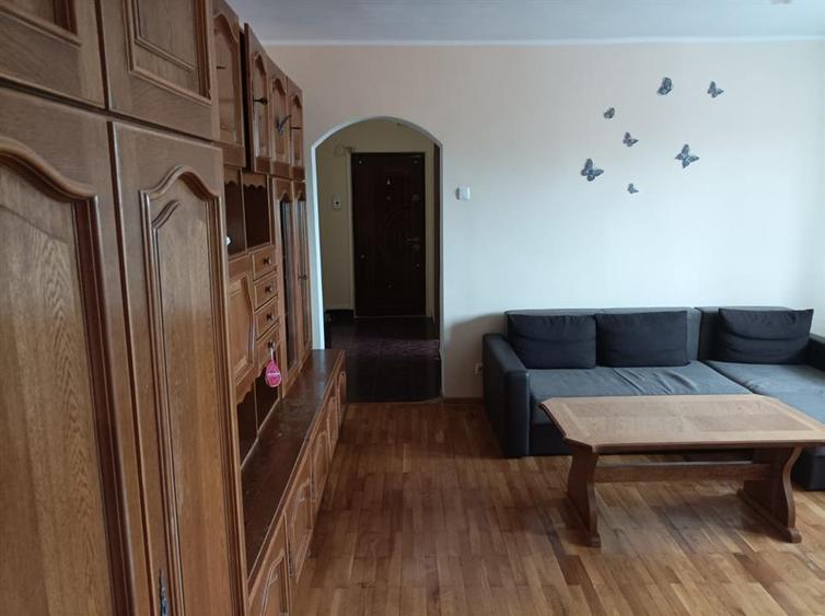 Apartament cu 2 camere semidecomandat, mobilat în George Enescu