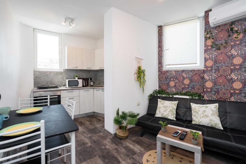 2 Rooms | 5 Minutes walk to Unirii Metro | Landlord - 1