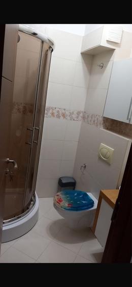 Apartament cu 3 camere decomandat în Bună Ziua