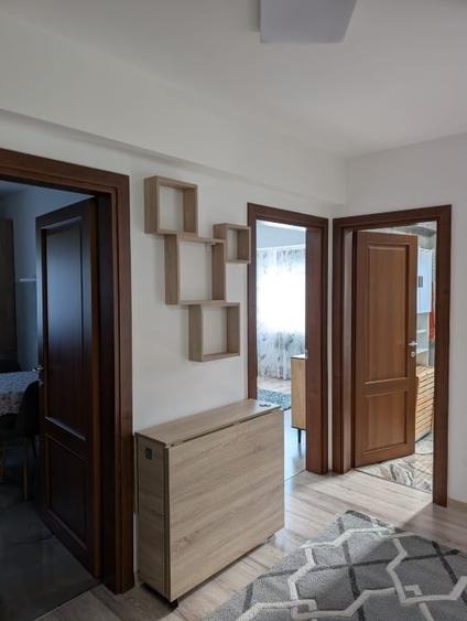 Apartament cu 2 camere decomandat, mobilat în Bucium