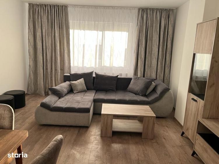 Apartament cu 2 camere decomandat în Micro 9