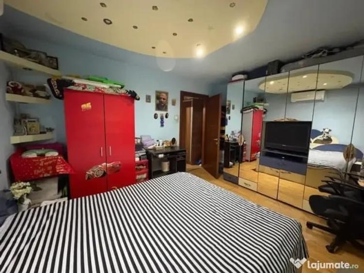 Apartament cu 3 camere decomandat în Vitan Mall