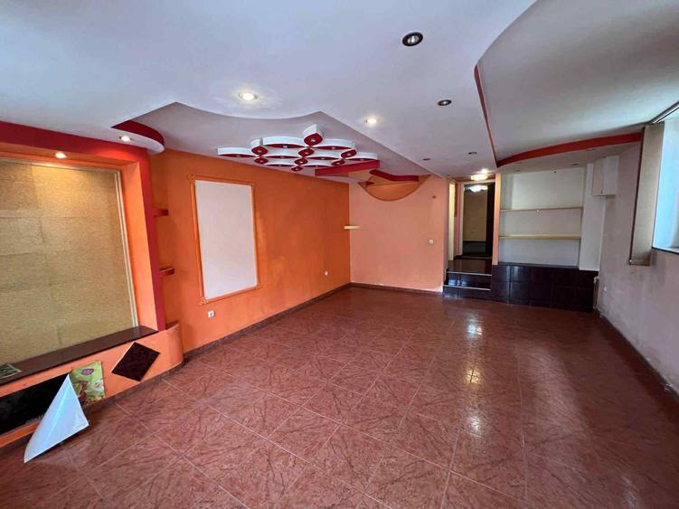 Casă individuală cu 2 camere cu Teren 100 Mp în Central