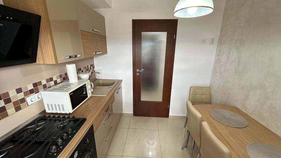 Apartament cu 2 camere decomandat, mobilat în Mihai Viteazul