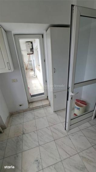 Apartament cu 3 camere, mobilat în Decebal