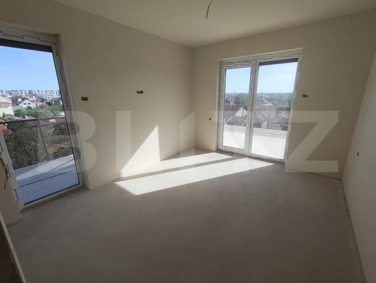 Apartament cu 3 camere decomandat în Iosia