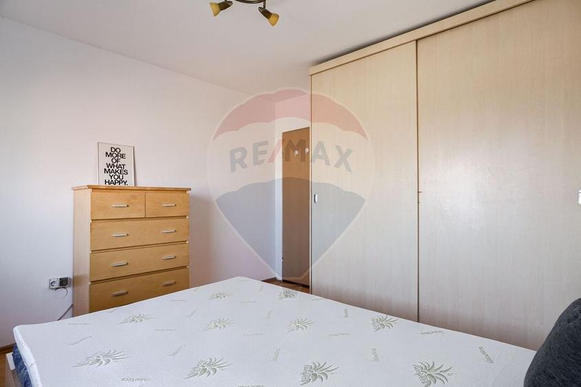 Apartament  3 camere de închiriat  zona Aurel Vlaicu - 4