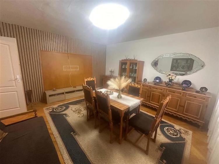 Mobilat si utilat, 77mp utili la et 3 in bloc din 2000 - 2