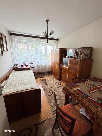 Apartament cu 2 camere decomandat în Aleea Carpați