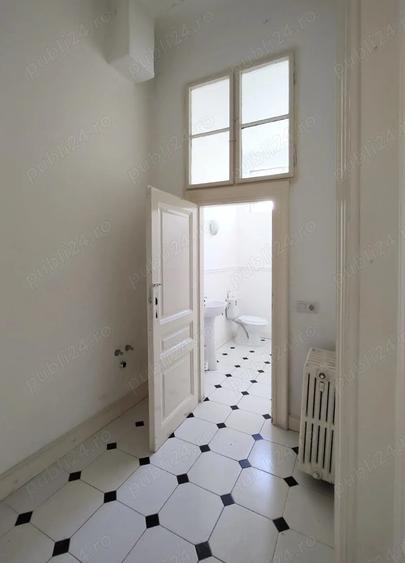 Casă cu 6 camere cu Teren 2883 Mp în Ultracentral
