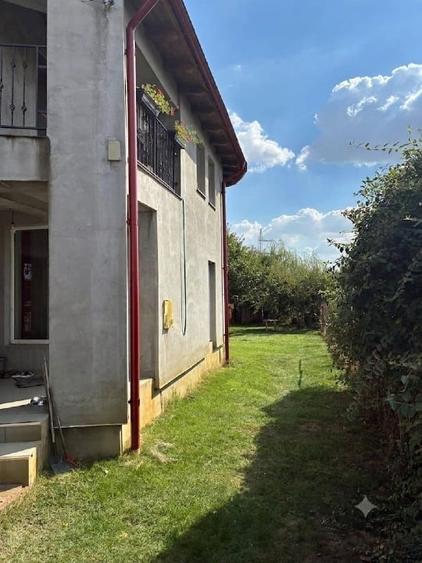 Duplex cu 5 camere cu Teren 980 Mp în Săcălaz