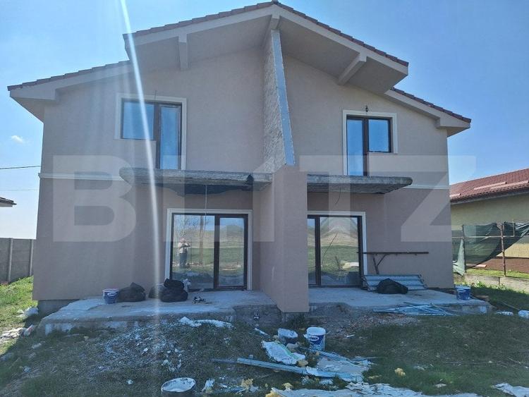 Duplex cu 4 camere cu Teren 250 Mp în Sânandrei
