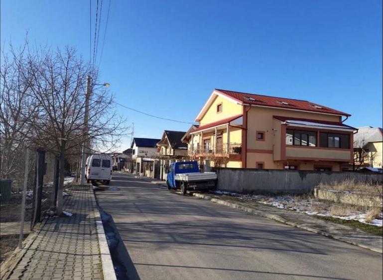 Teren de 300 mp, în Central