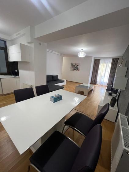 Apartament cu 2 camere decomandat, mobilat în Herăstrău