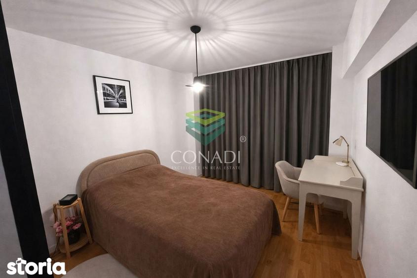Apartament cu 4 camere semidecomandat, mobilat în Moșilor