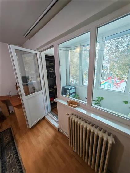Apartament cu 4 camere semidecomandat, mobilat în Mănăștur