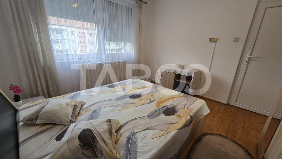 Apartament cu 2 camere semidecomandat, mobilat în Mihai Viteazul