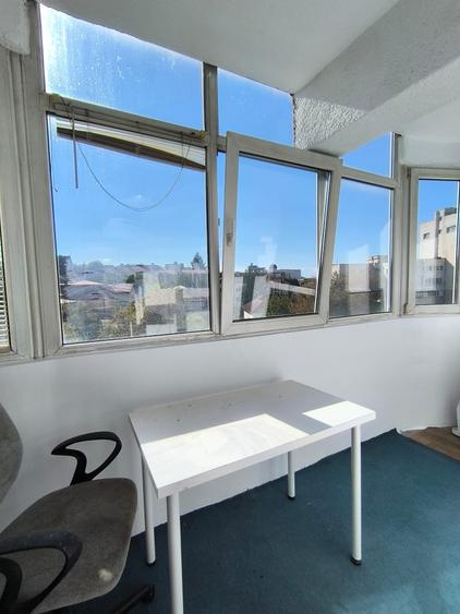 Apartament cu 4 camere în Andrei Mureșanu