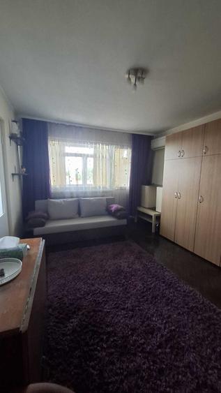 Apartament cu 2 camere nedecomandat în Brătianu
