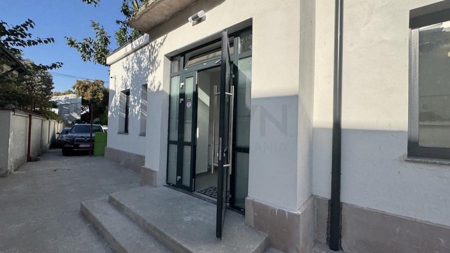 Casă individuală cu 5 camere cu Canalizare în Unirii