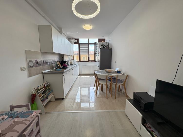 95900euro!!!Apartament superb, 2 camere,54mp, et 1/3,parcare!!! - 1