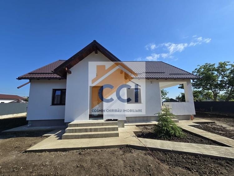 Casă cu 3 camere în Central