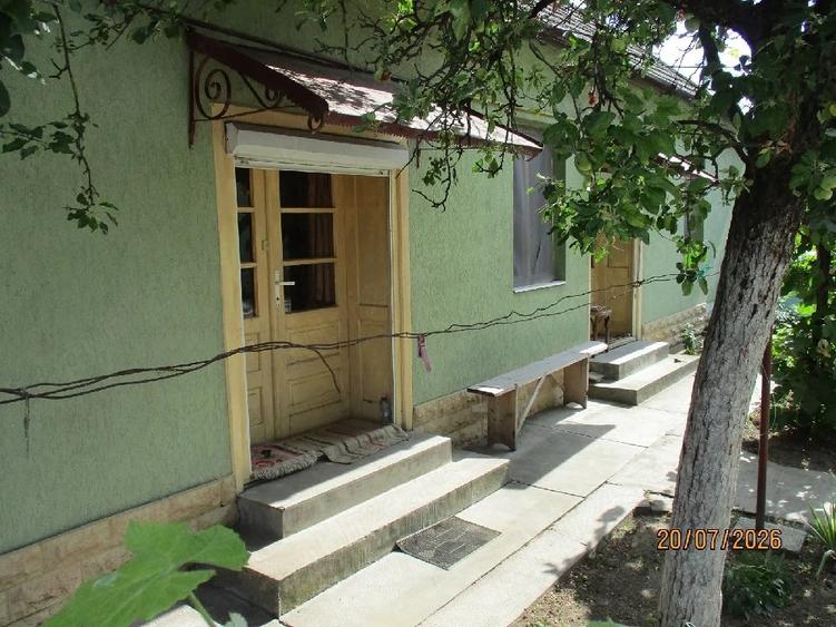 Casă cu 3 camere cu Teren 2910 Mp în Nădab