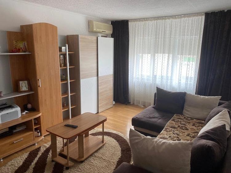 Apartament cu 2 camere decomandat în Orizont
