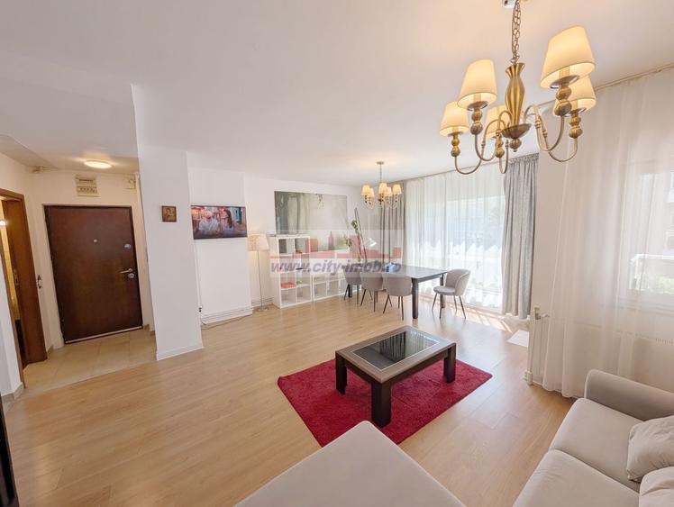 Apartament cu 3 camere decomandat în Băneasa