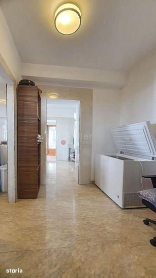 Spațiu comercial, de 590 mp, în Bartolomeu