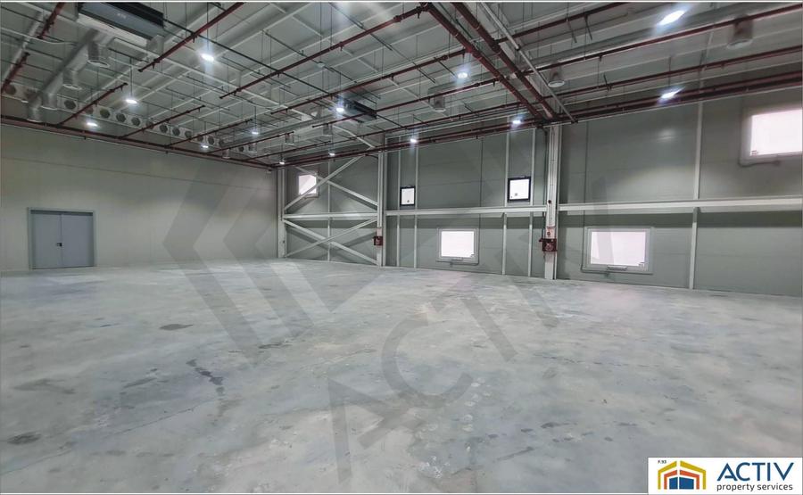 Spațiu industrial, de 5,885 mp, în Nord
