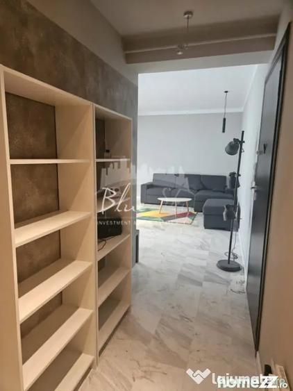 Apartament cu 2 camere decomandat în Delfinariu