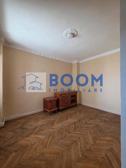 Apartament cu 3 camere decomandat în Traian