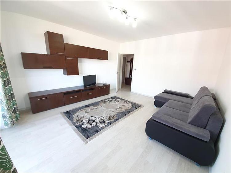 Apartament cu 2 camere decomandat în Avantgarden