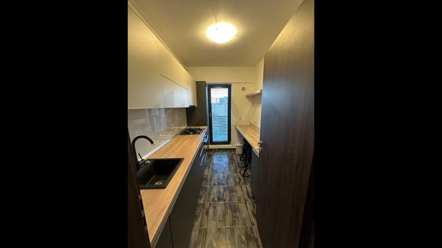 Apartament cu 2 camere semidecomandat în Regie
