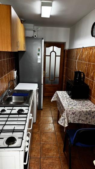 Apartament cu 3 camere decomandat în Independenței