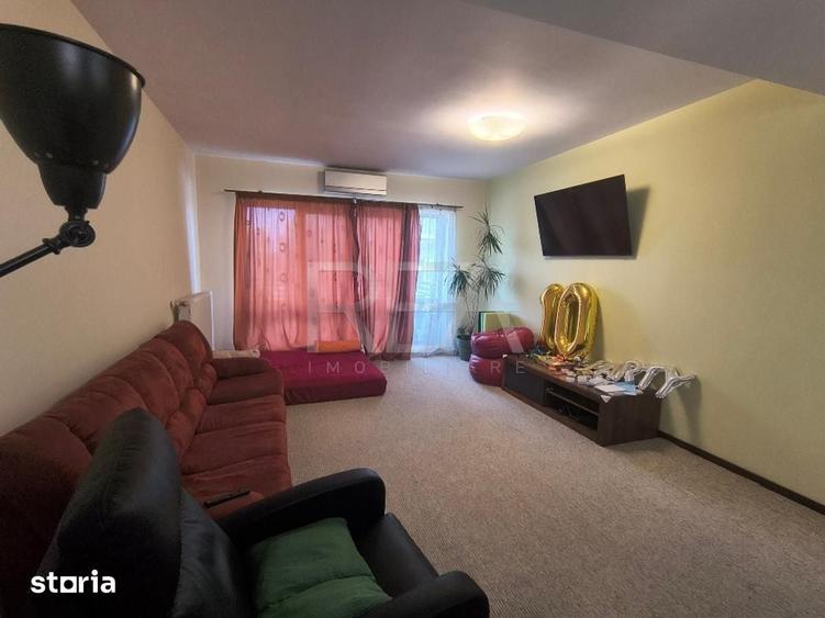 Apartament cu 3 camere semidecomandat în Dămăroaia