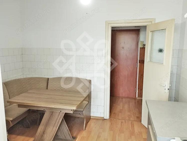 Apartament cu 2 camere decomandat în Decebal