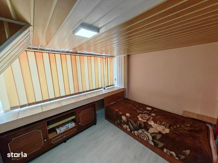 Apartament cu 4 camere în Letea