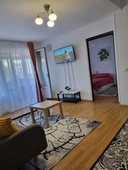 Apartament cu 2 camere decomandat, mobilat în Magheru