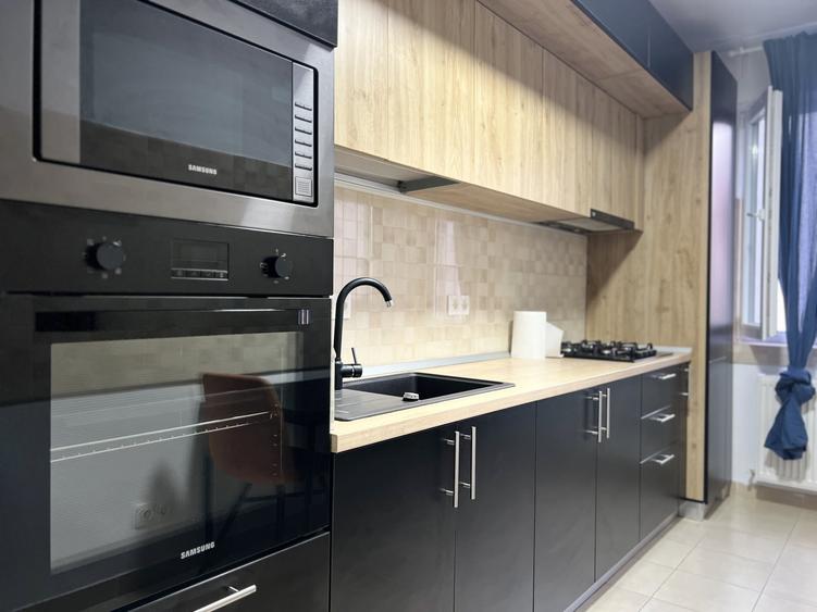 Apartament cu 2 camere decomandat, mobilat în Decebal