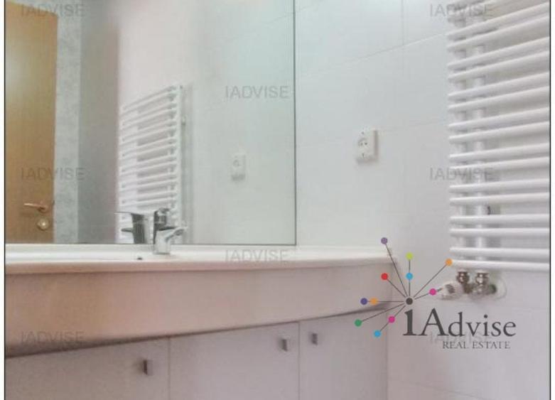 Apartament cu 3 camere decomandat, mobilat în Drumul Poienii
