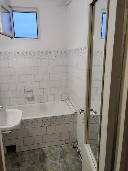 Apartament cu 2 camere decomandat în Dărmănești