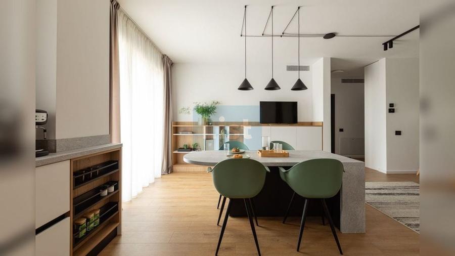 Apartament cu 2 camere semidecomandat, mobilat în Gară