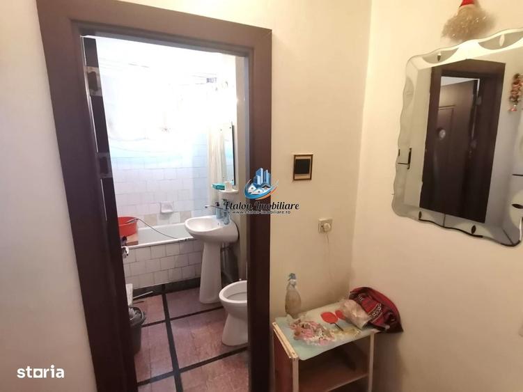 Apartament cu 2 camere decomandat în Precista