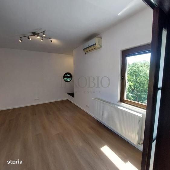 Apartament cu 4 camere în Kiseleff