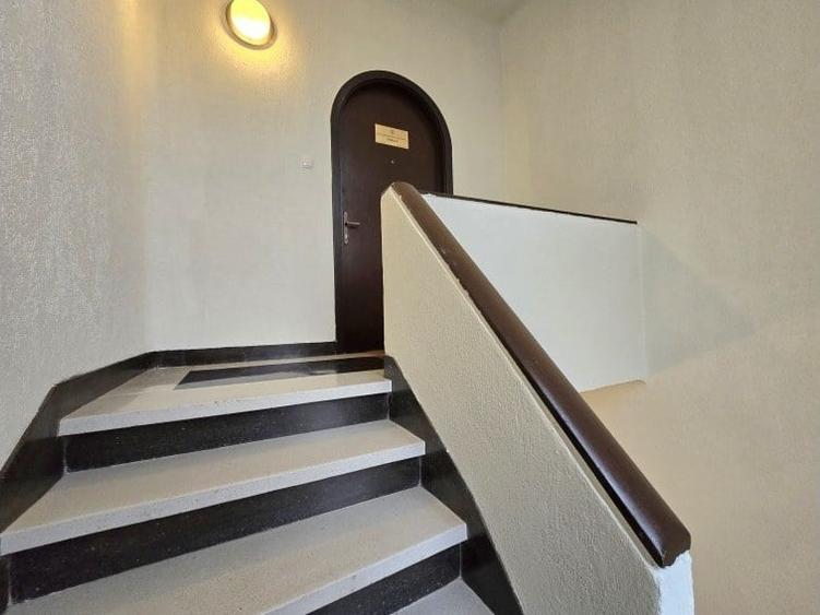 Apartament cu 5 camere în Dorobanți