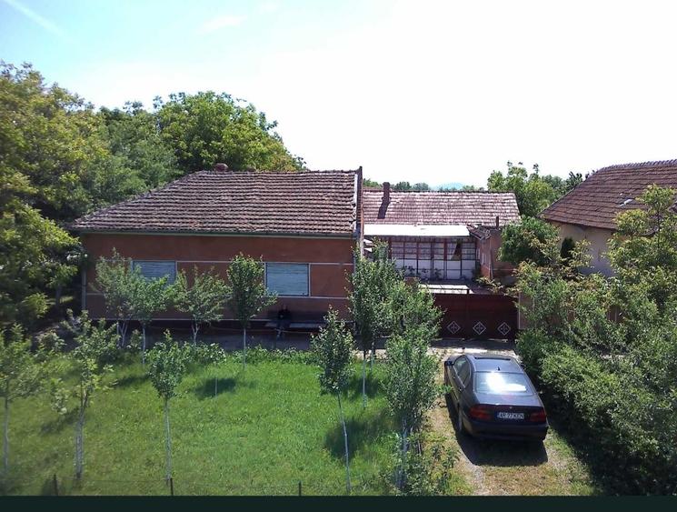 Casă cu 4 camere în Gurba